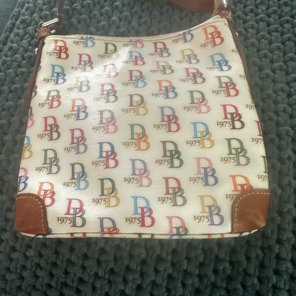 Dooney & Bourke Cross Body - Picture 4 of 16